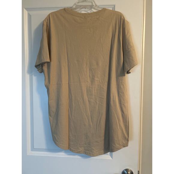 GUC Divided Men's Tan T Shirt Short Sleeve 100% Cotton Soft Size XL - Picture 2 of 5